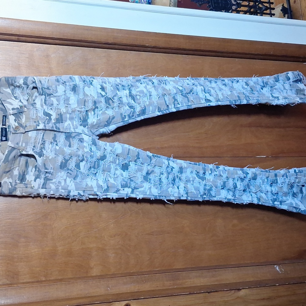 WaiMea Jeans Men Stacked Fit Flare (Camo) Size 30x36